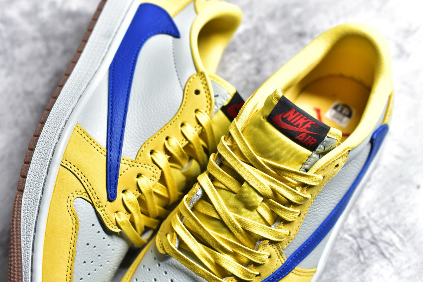 AJ1 Low Travis Scott Canary Yellow