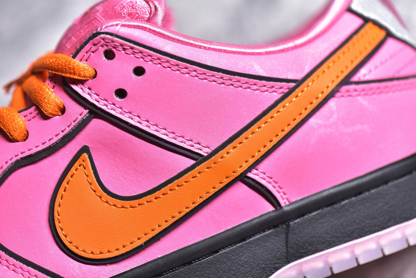 Dunk Low Powerpuff Girls pink