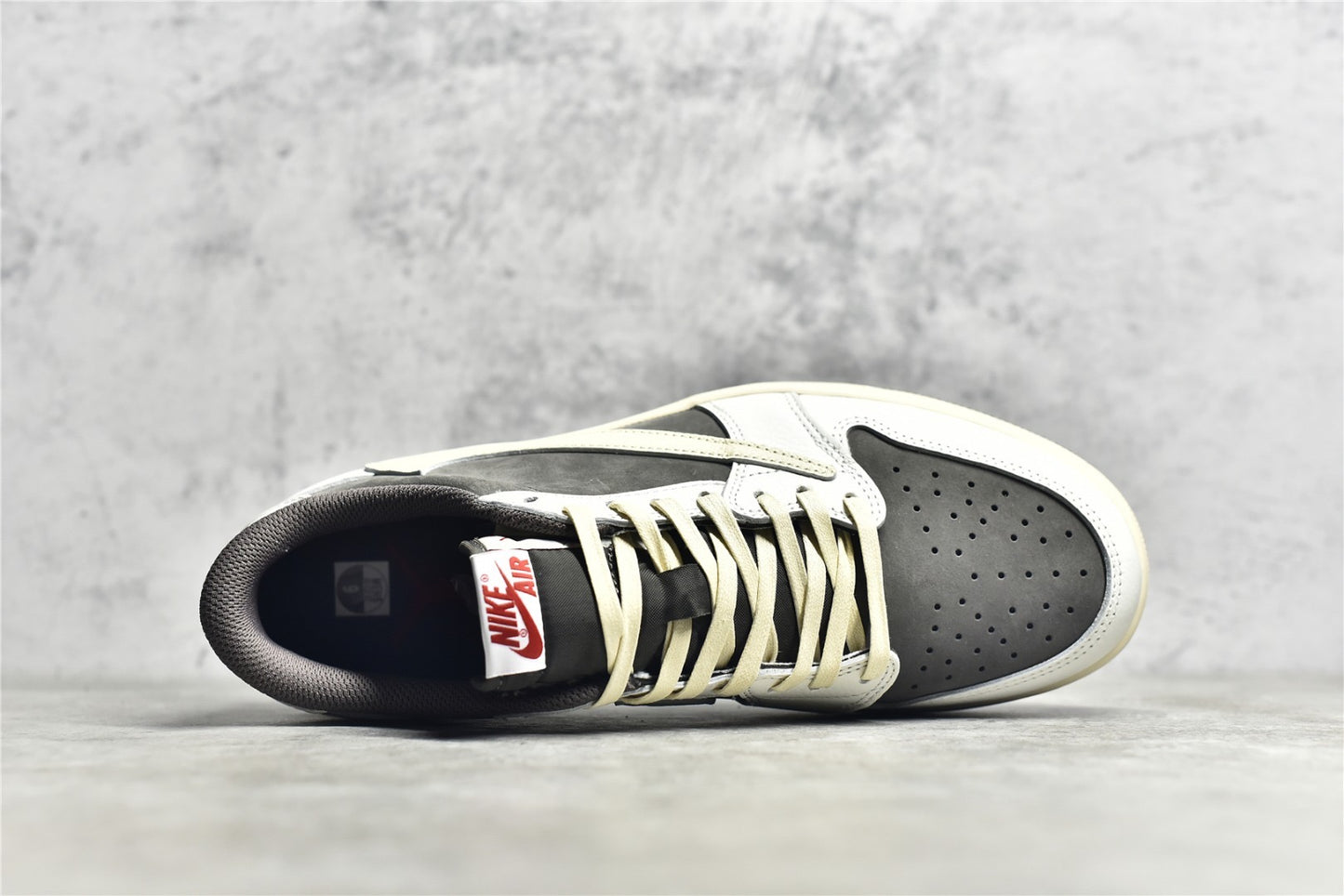 AJ1 Low Travis Scott Reverse Mocha