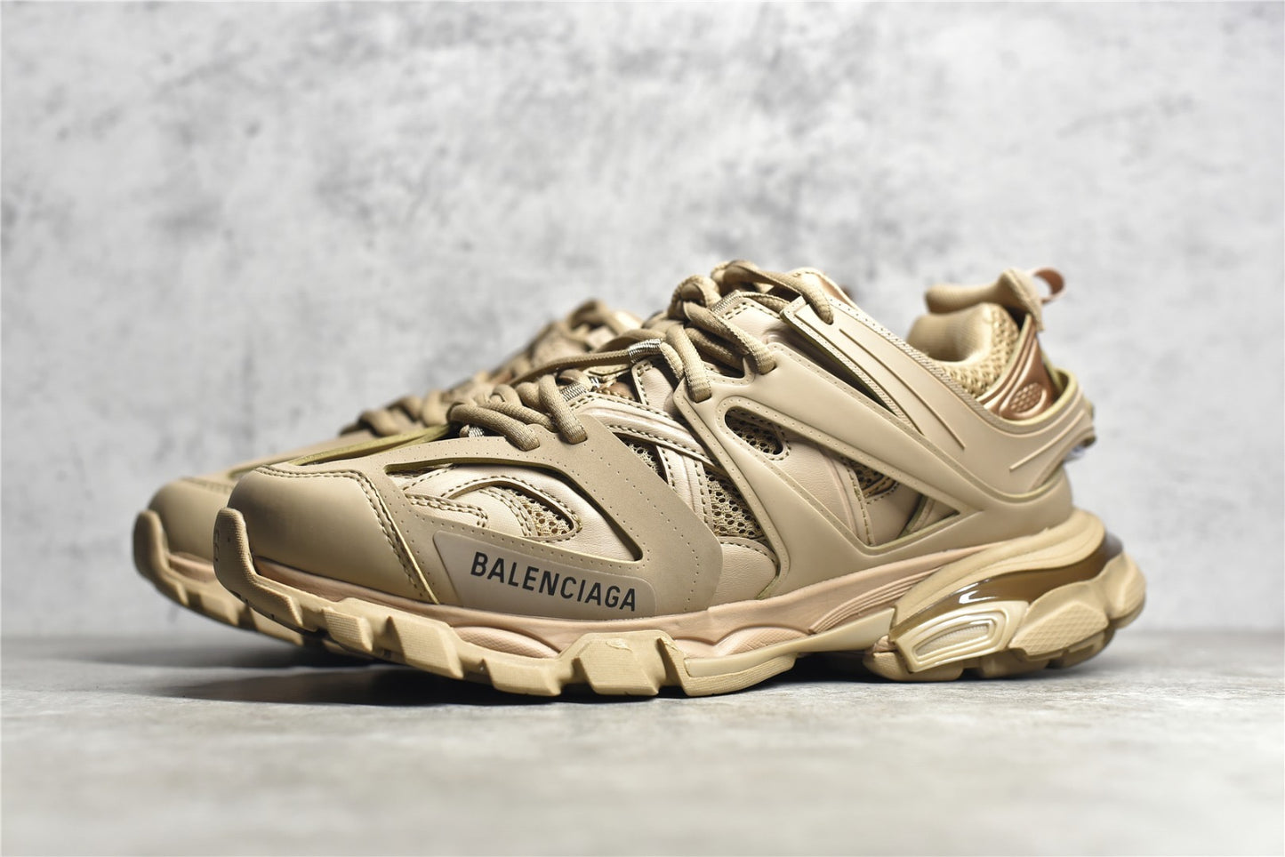 BLCG Track Beige