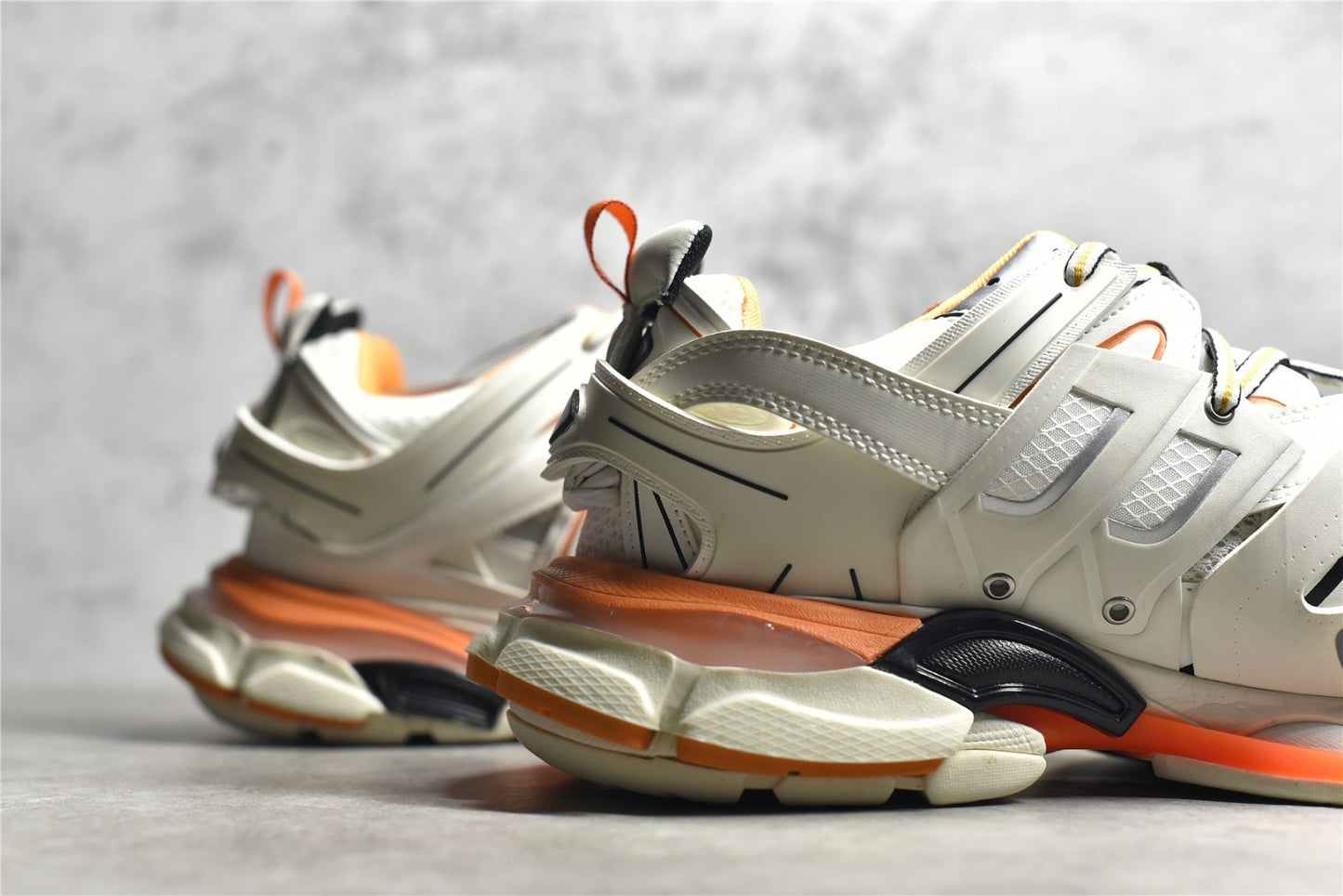 BLCG Track White Orange