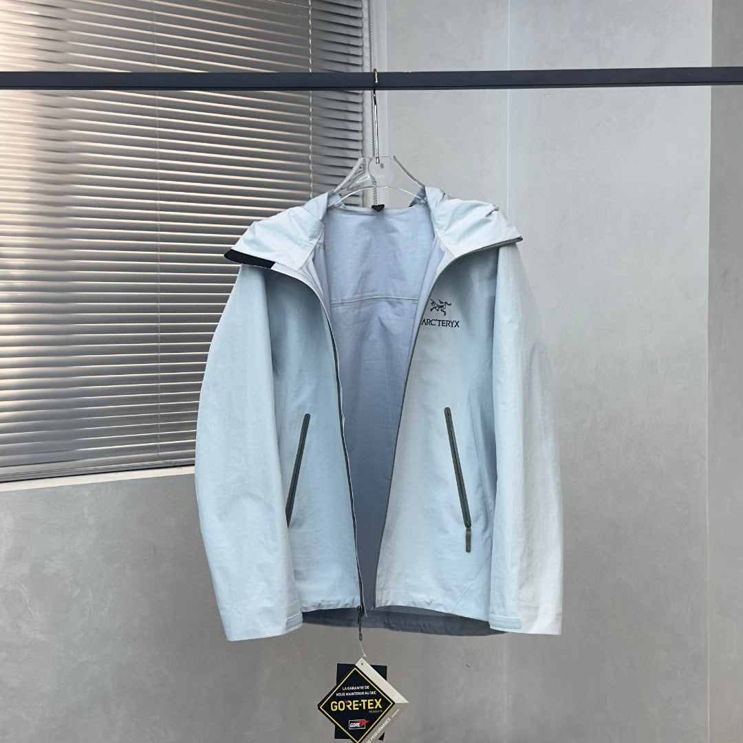 Arc’teryx BETA LT LIGHT GRAY