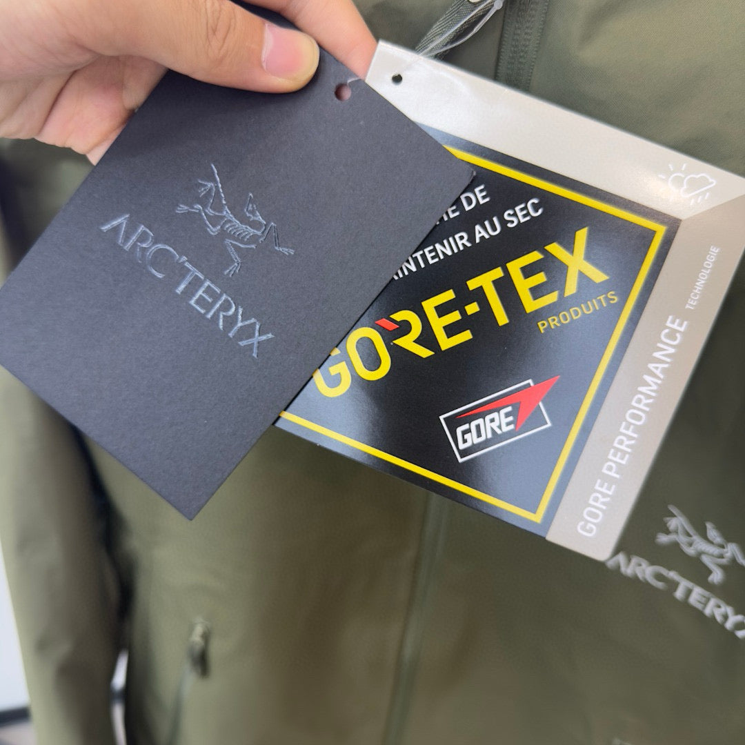 Arc’teryx BETA LT GREEN