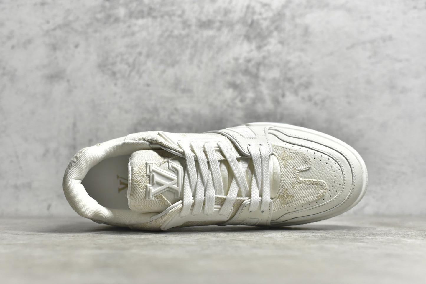 LV Trainer 012