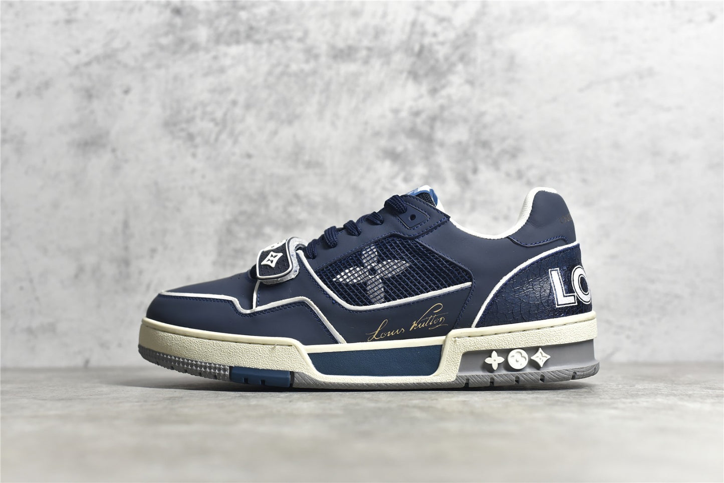 LV Trainer 05