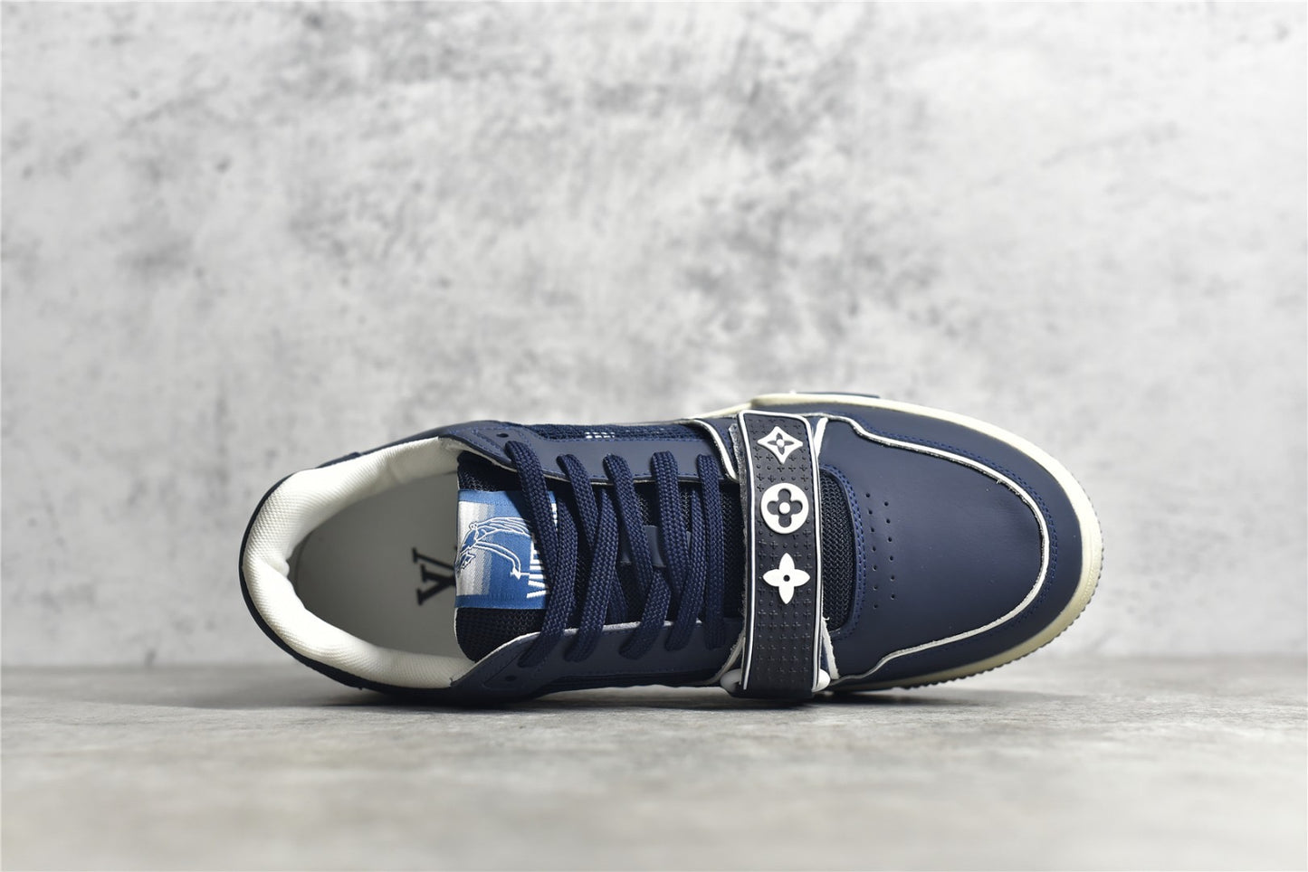 LV Trainer 05