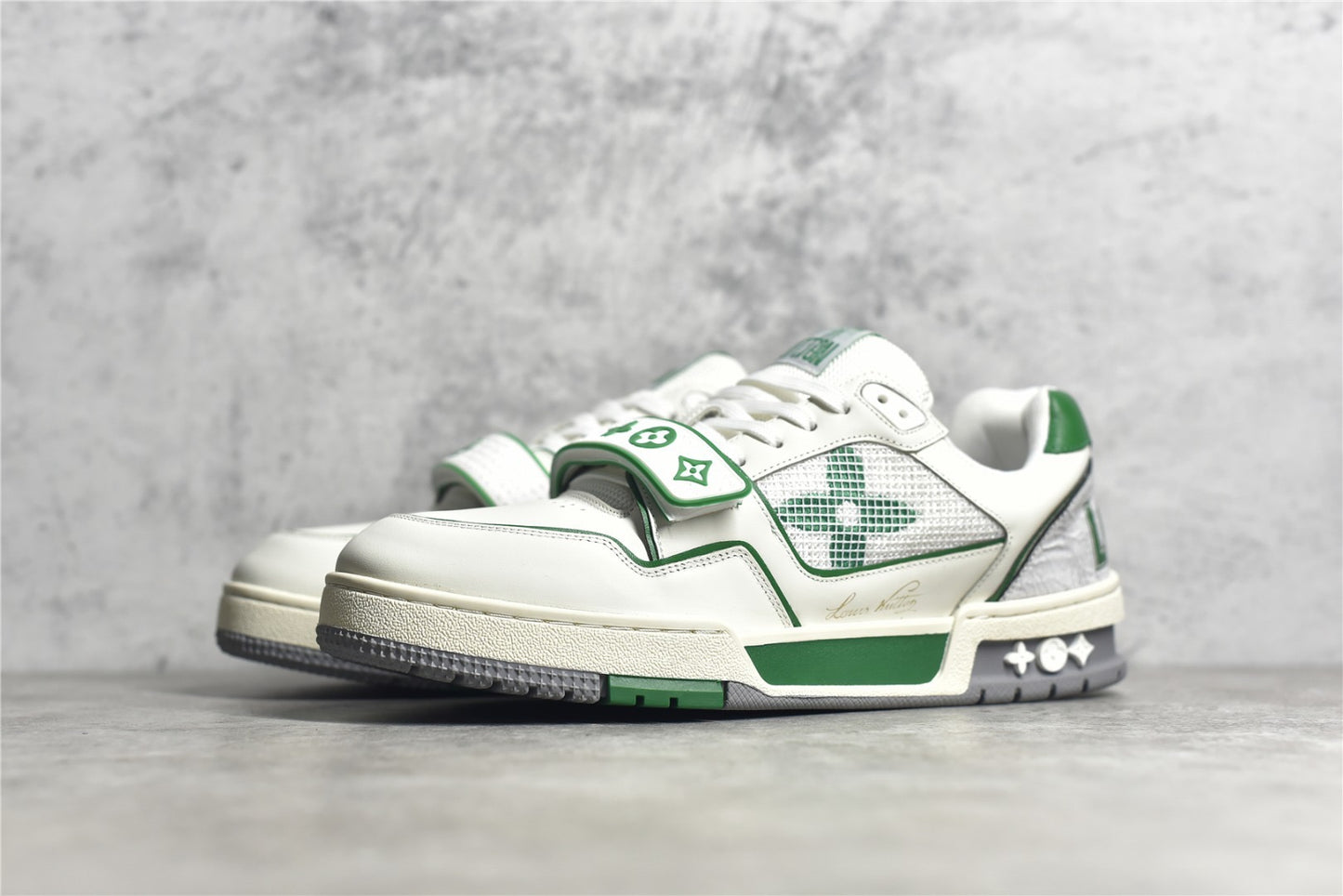 LV Trainer 04