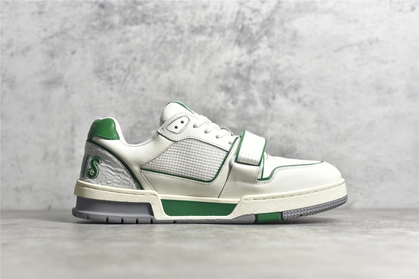 LV Trainer 04