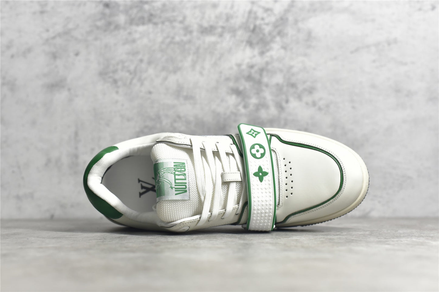 LV Trainer 04