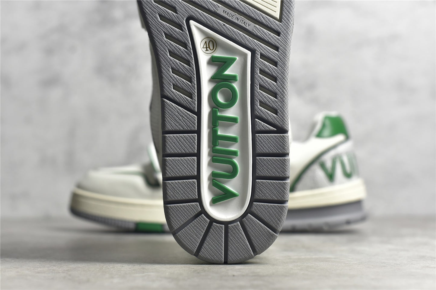 LV Trainer 04