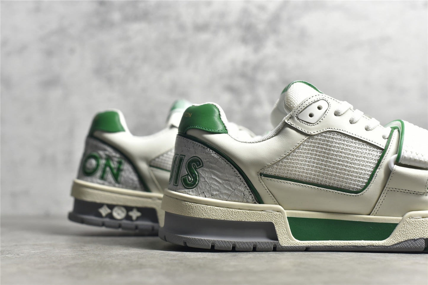LV Trainer 04