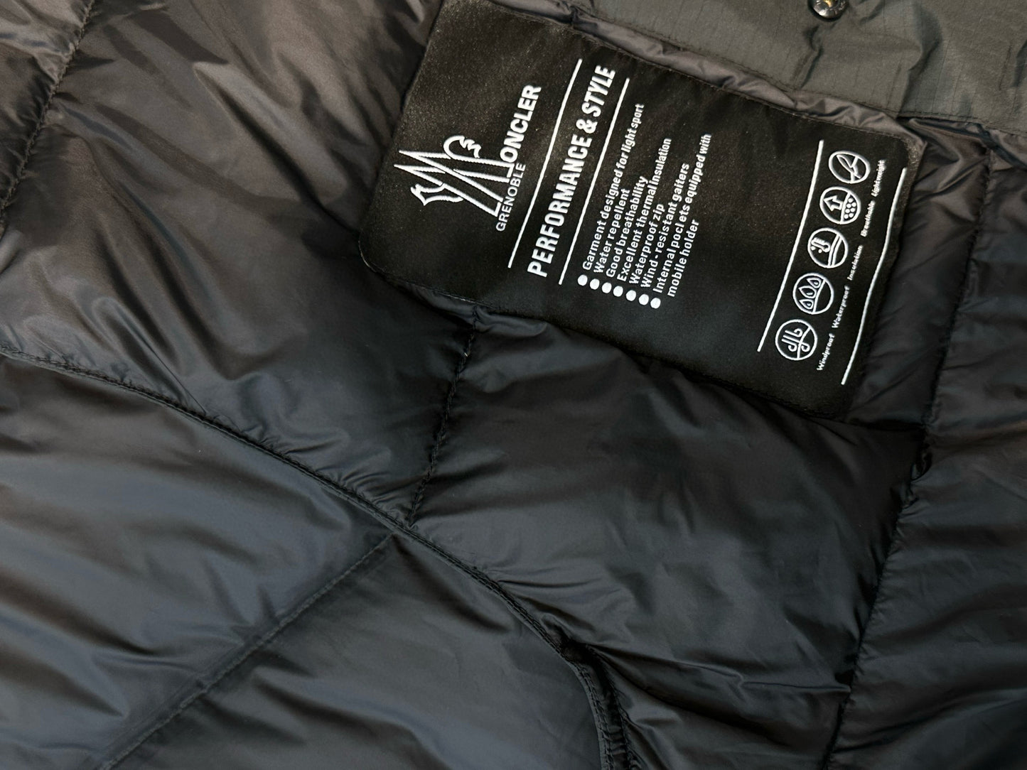 Moncler Tongass Black