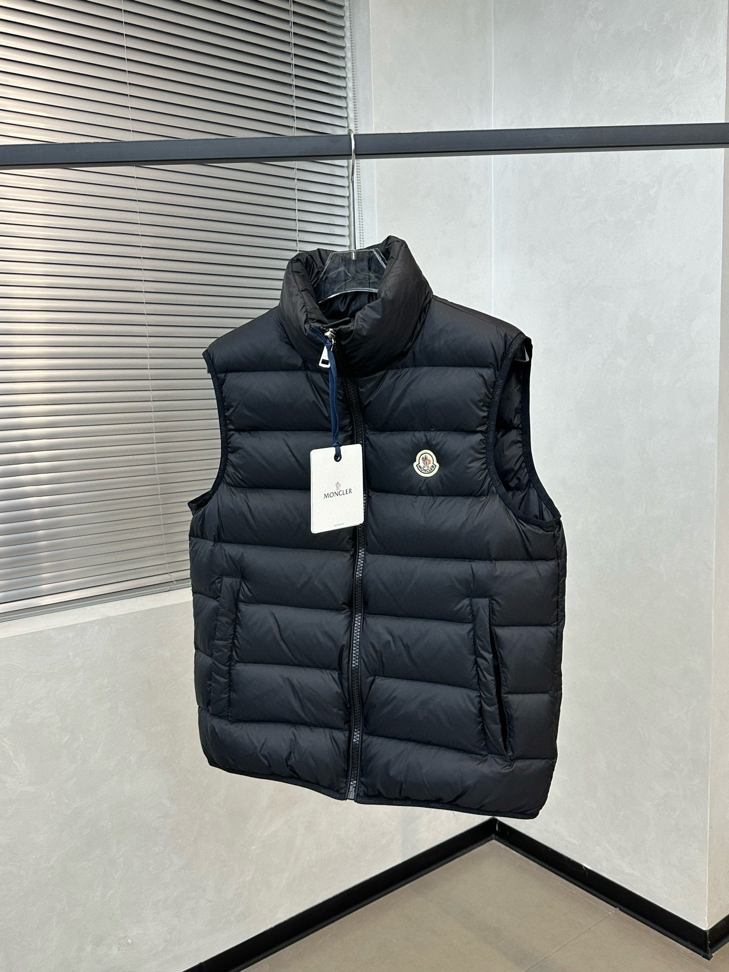 Moncler Contrin Black