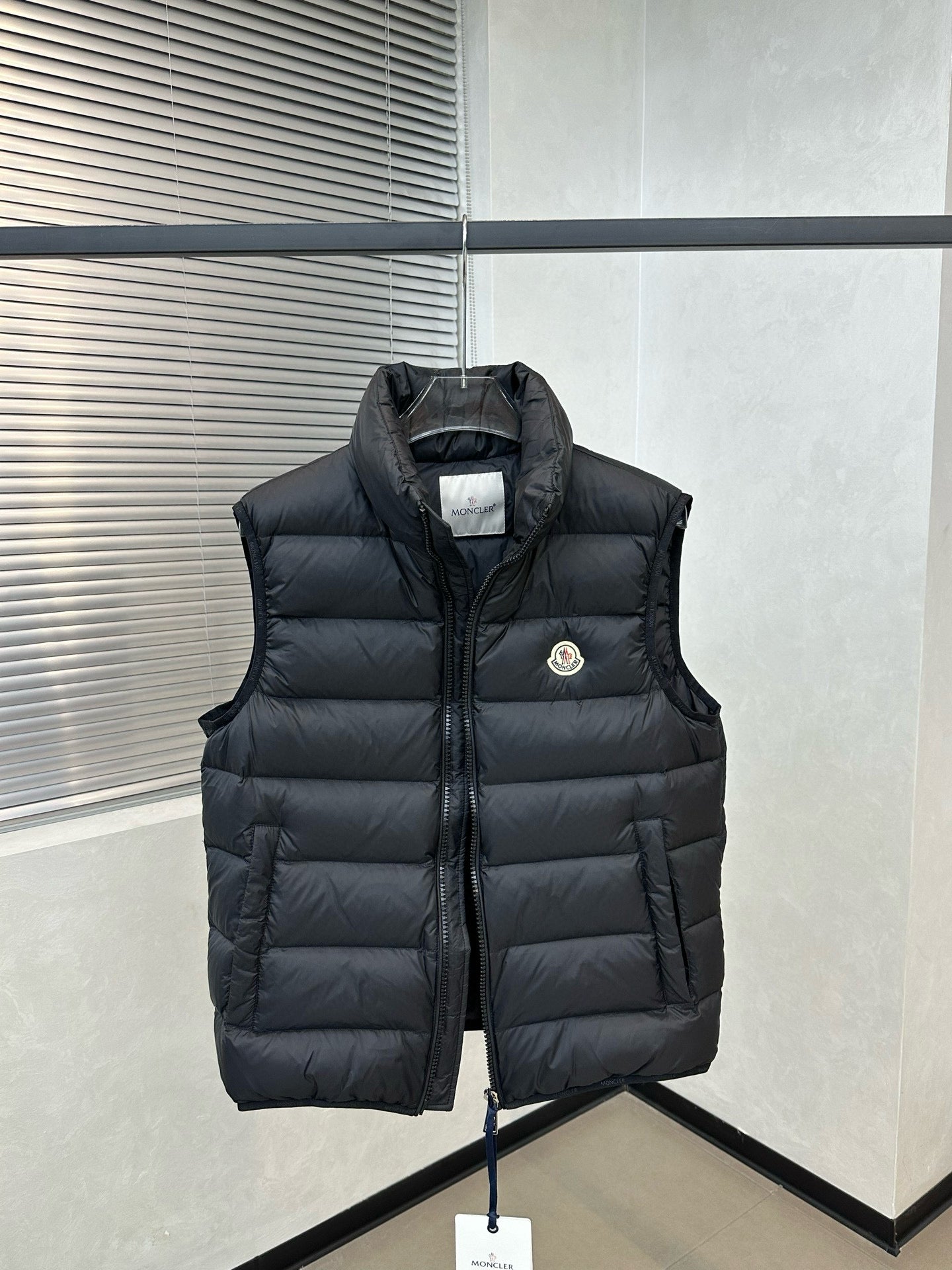 Moncler Contrin Black
