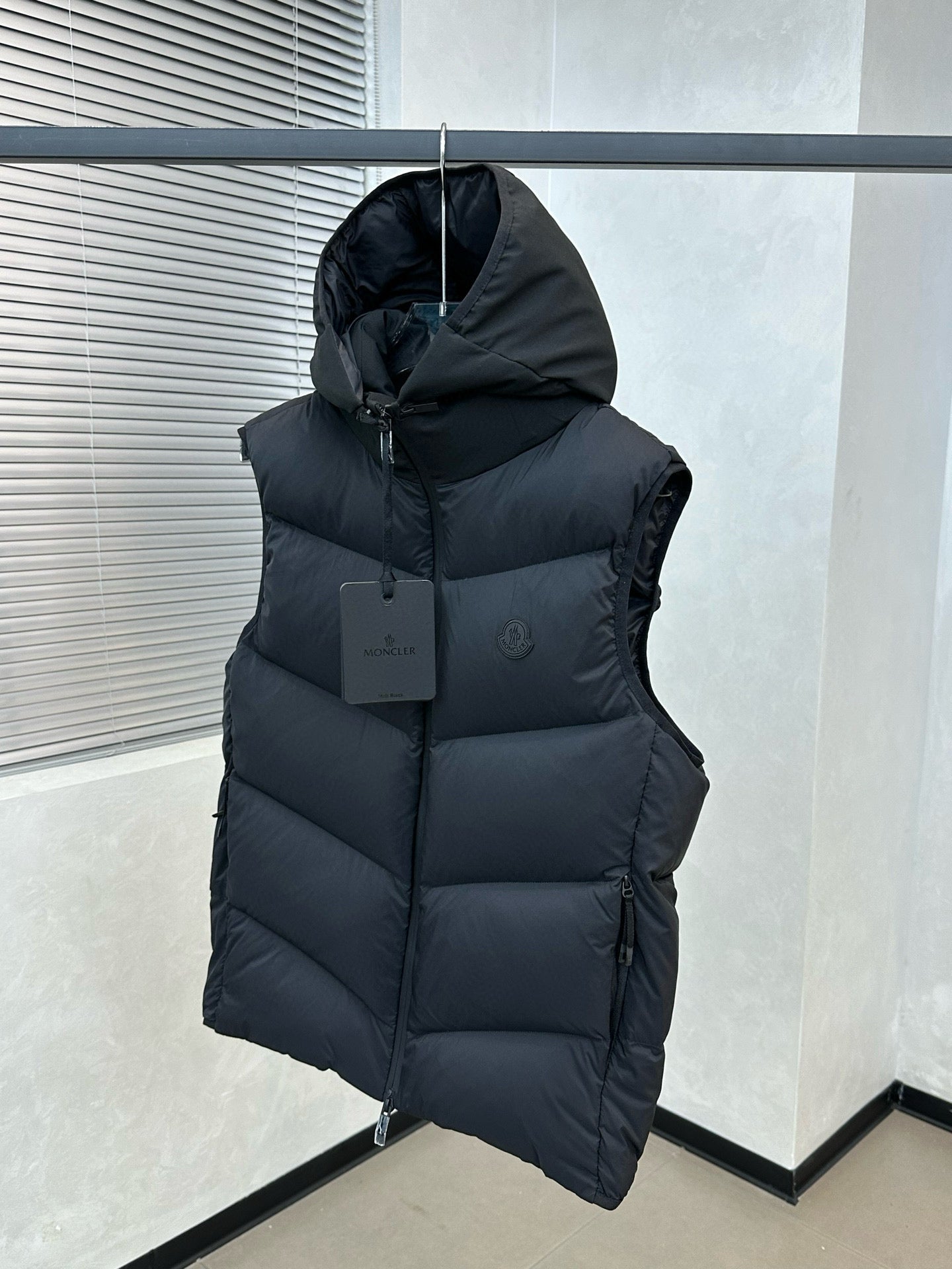 Moncler Guersac Black