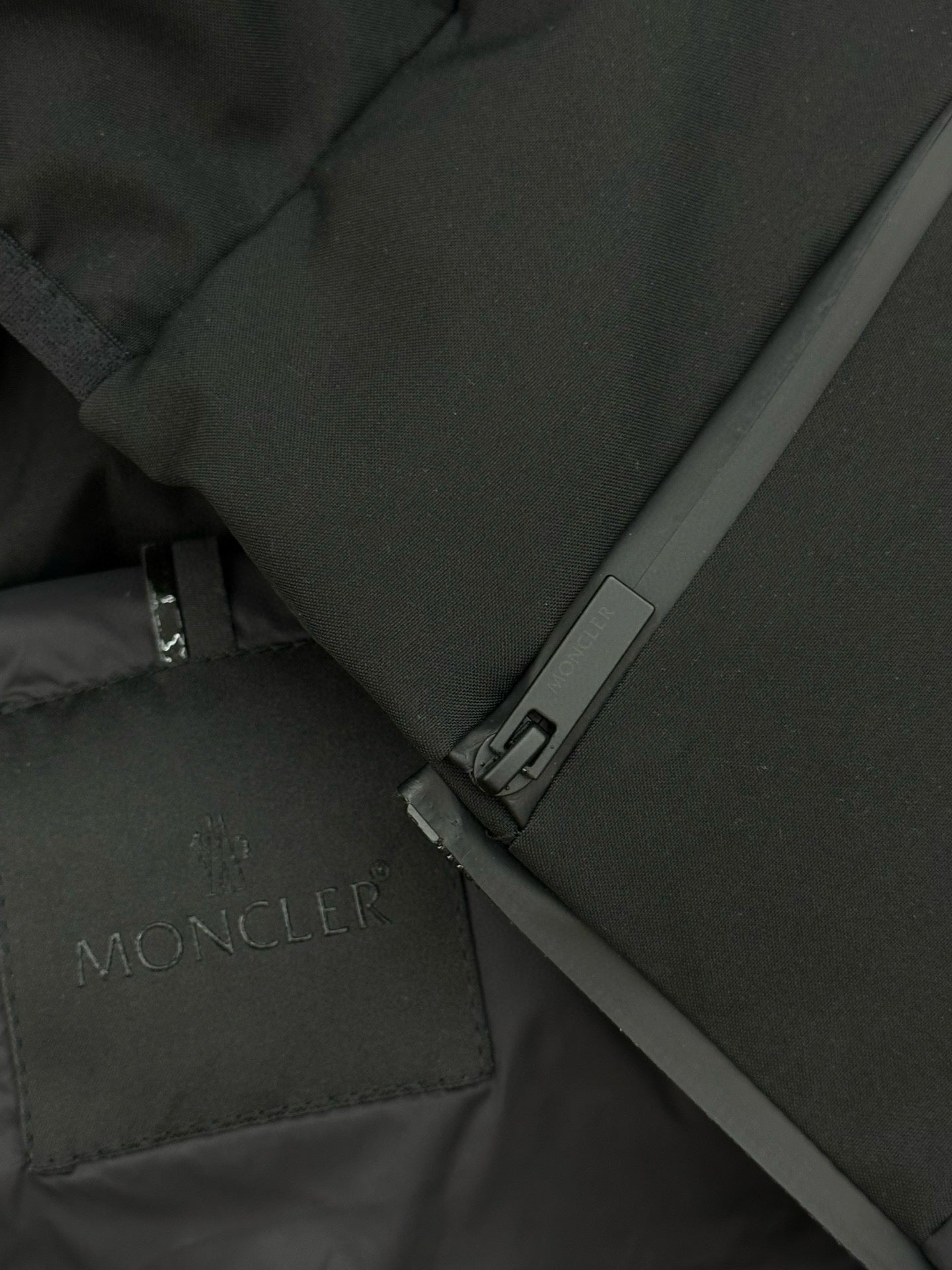 Moncler Guersac Black