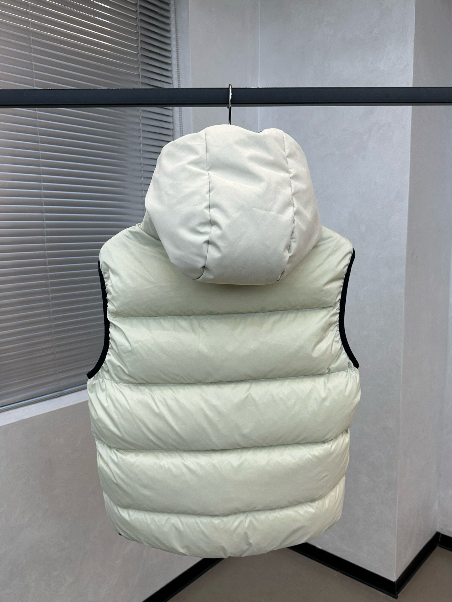 Moncler Guersac White