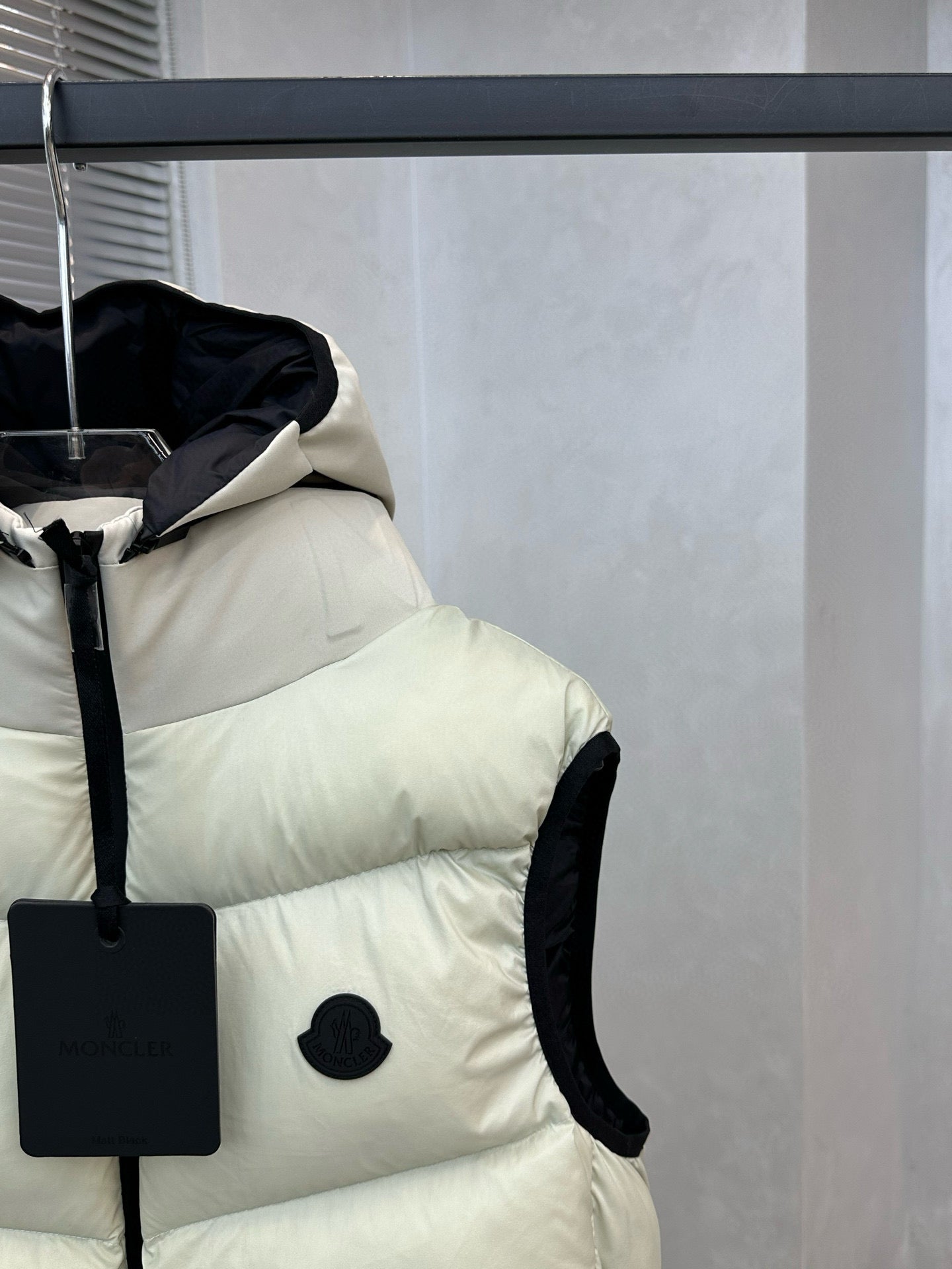 Moncler Guersac White