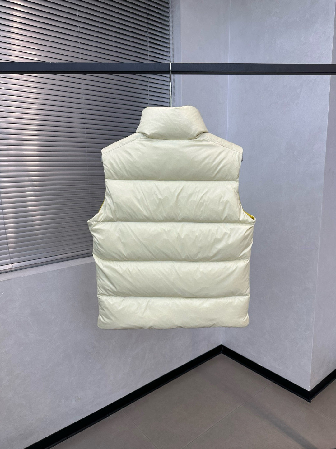 Moncler Lipsi Yellow