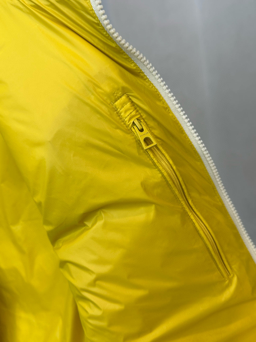 Moncler Lipsi Yellow
