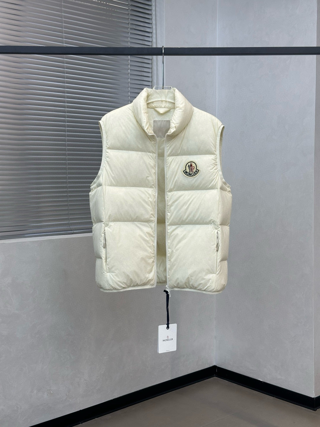 Moncler Almaz White