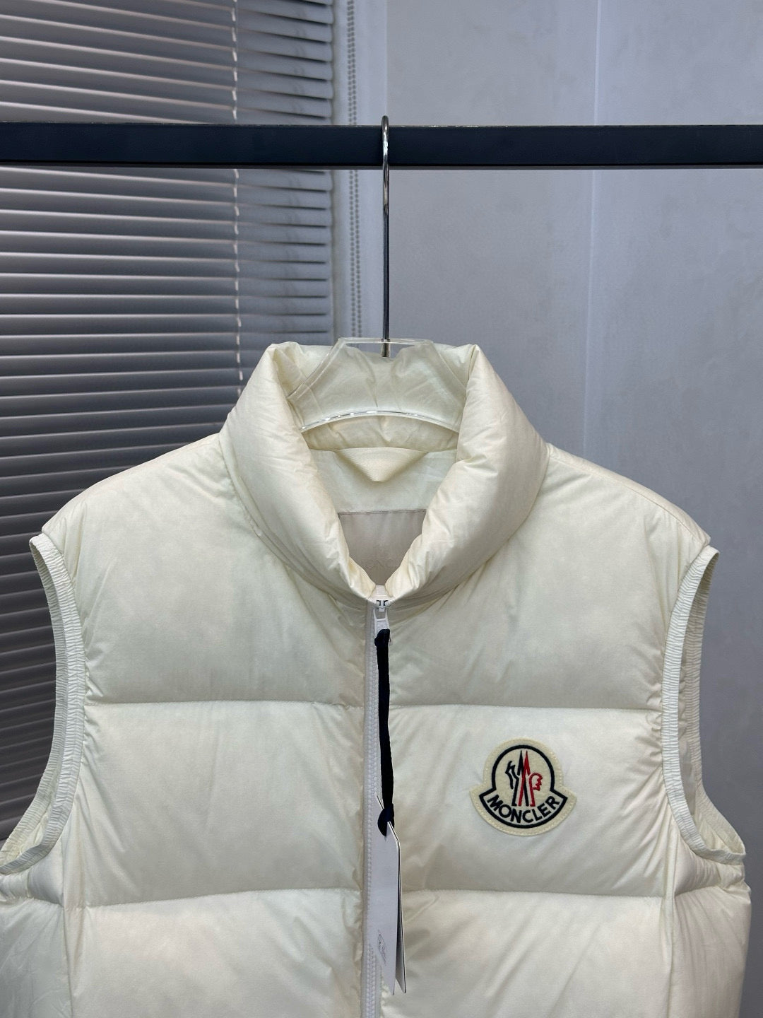 Moncler Almaz White