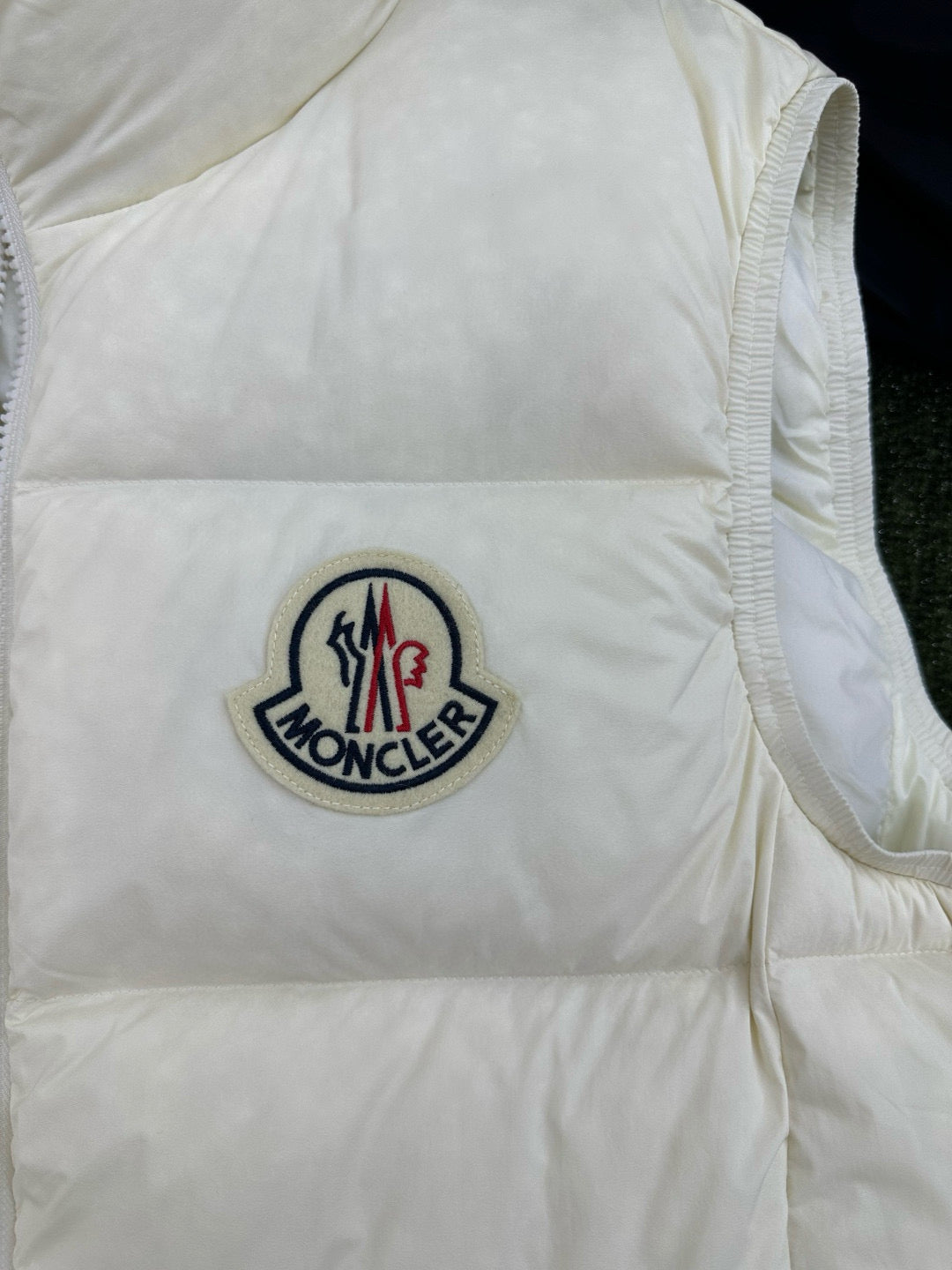 Moncler Almaz White