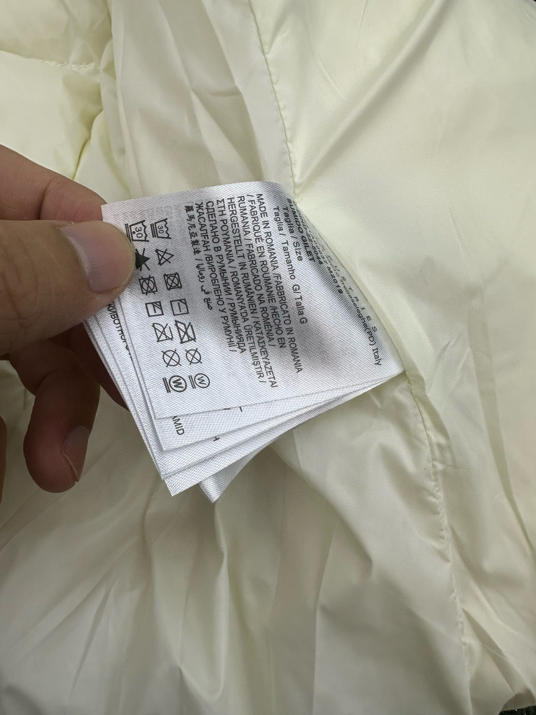 Moncler Almaz White