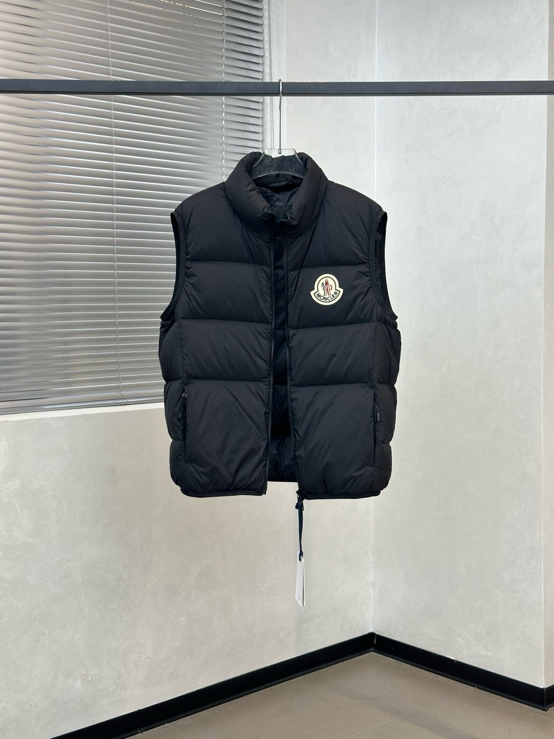 Moncler Almaz Black