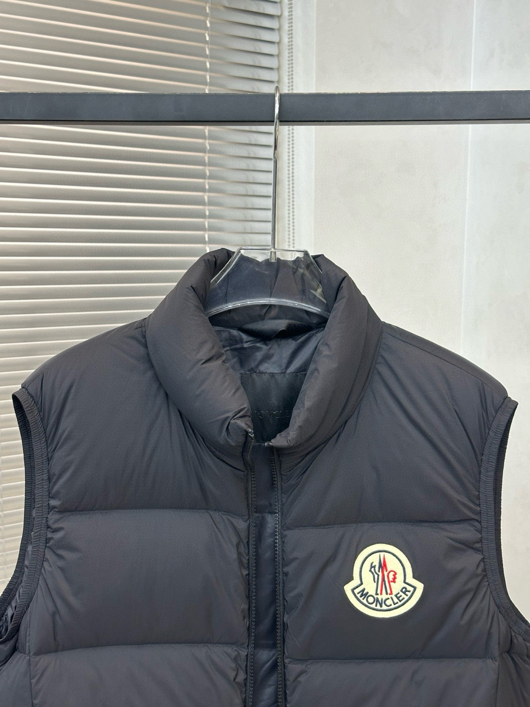 Moncler Almaz Black