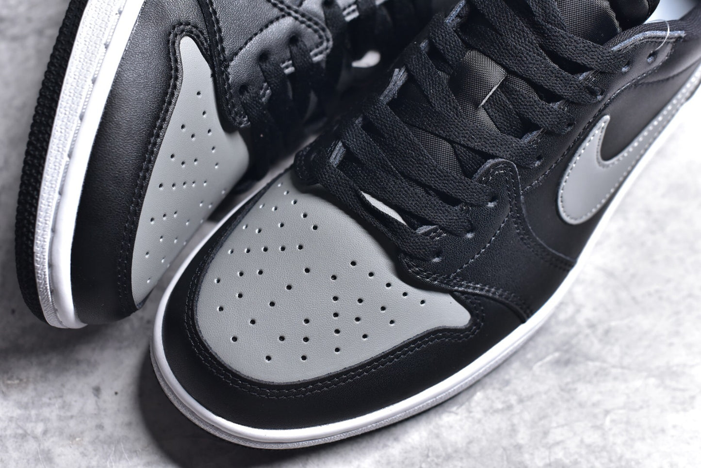 Jordan 1 Retro Low Golf Shadow