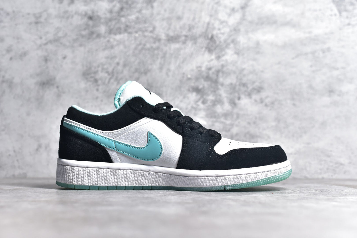 Jordan 1 Low Island Green