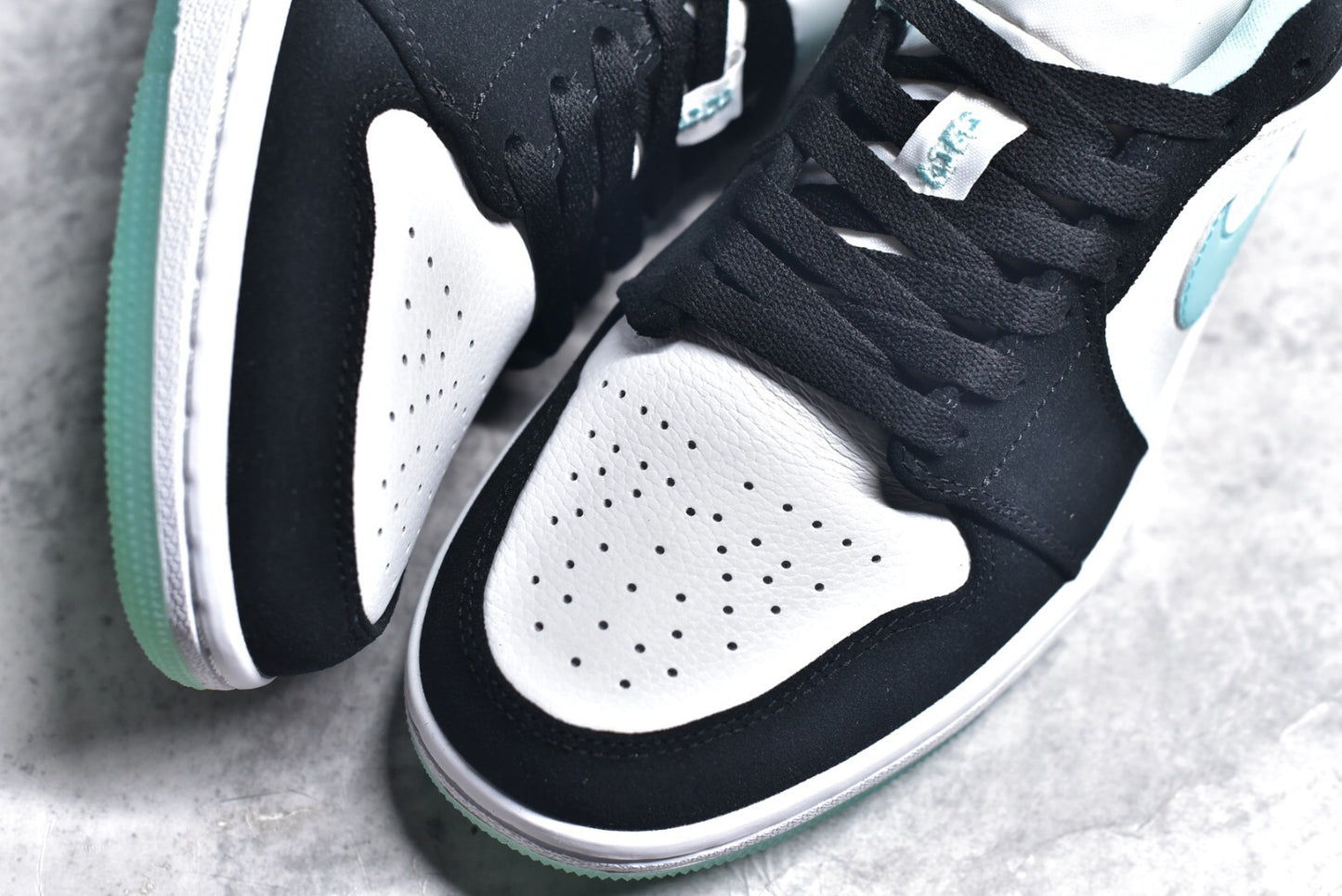Jordan 1 Low Island Green
