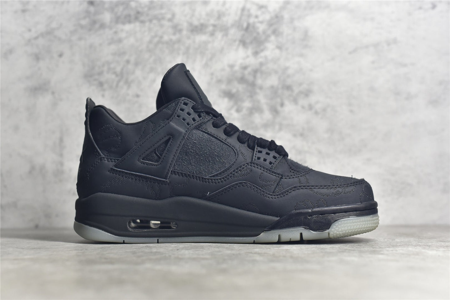 AJ 4 Retro Kaws Black