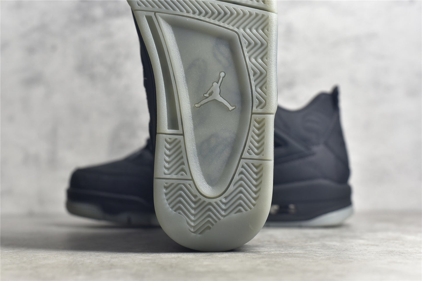 AJ 4 Retro Kaws Black
