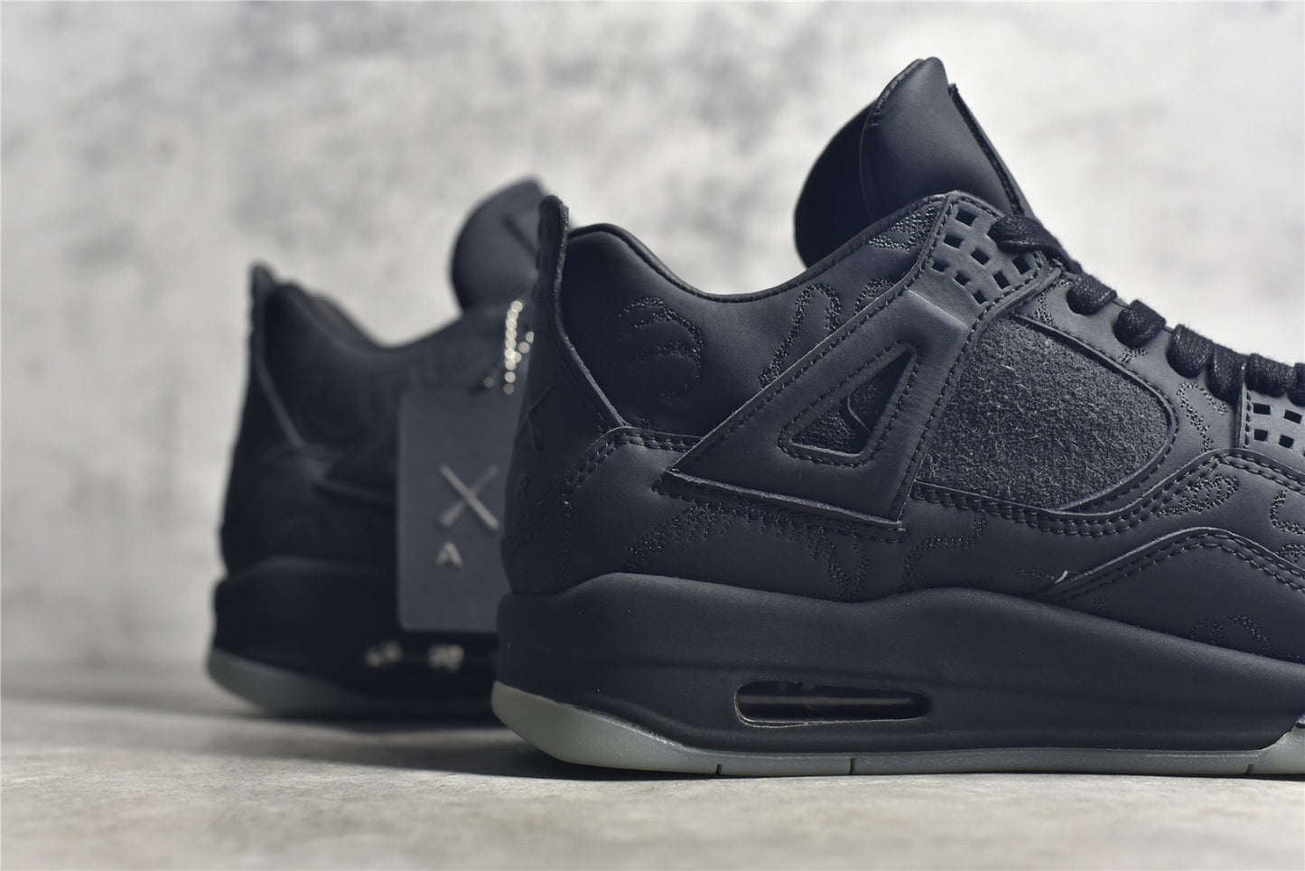 AJ 4 Retro Kaws Black