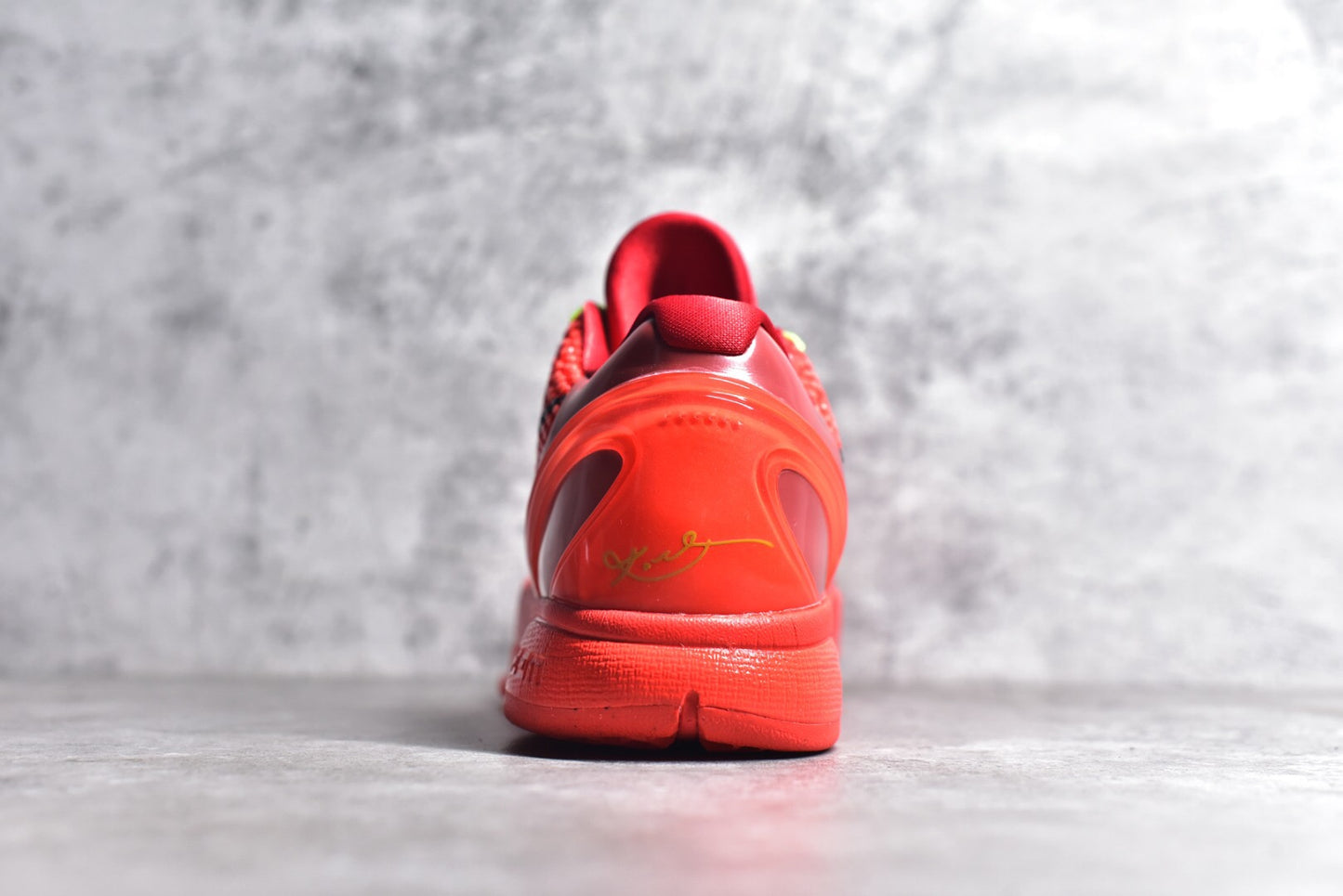 Kobe 6 Reverse Grinch