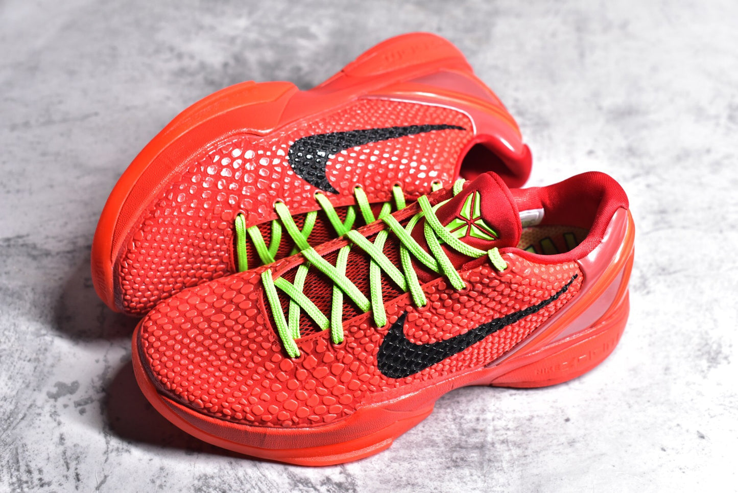 Kobe 6 Reverse Grinch
