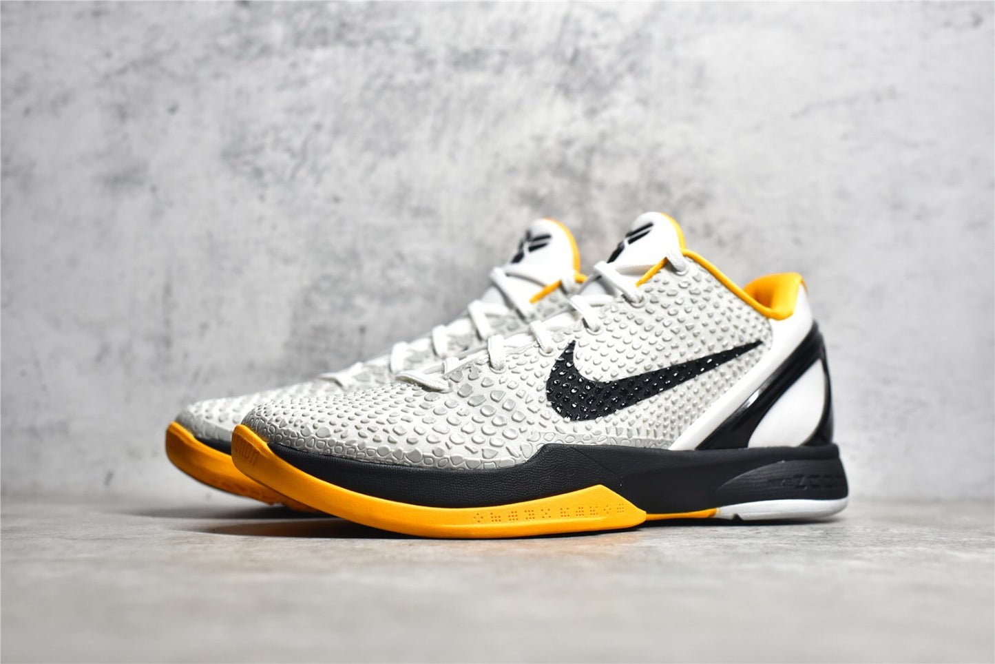 Kobe 6 Playoff Pack White Del Sol