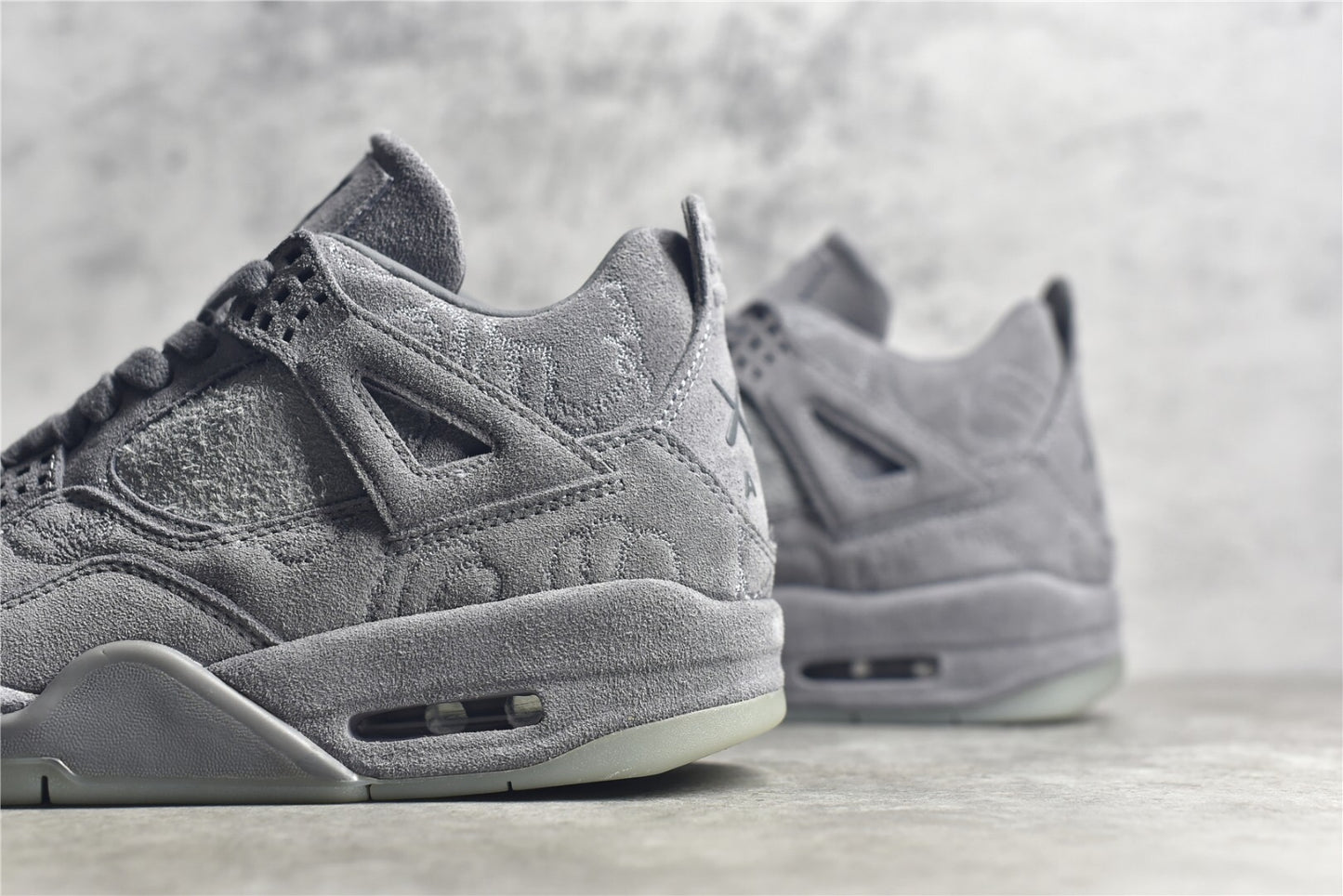 AJ 4 Retro Kaws