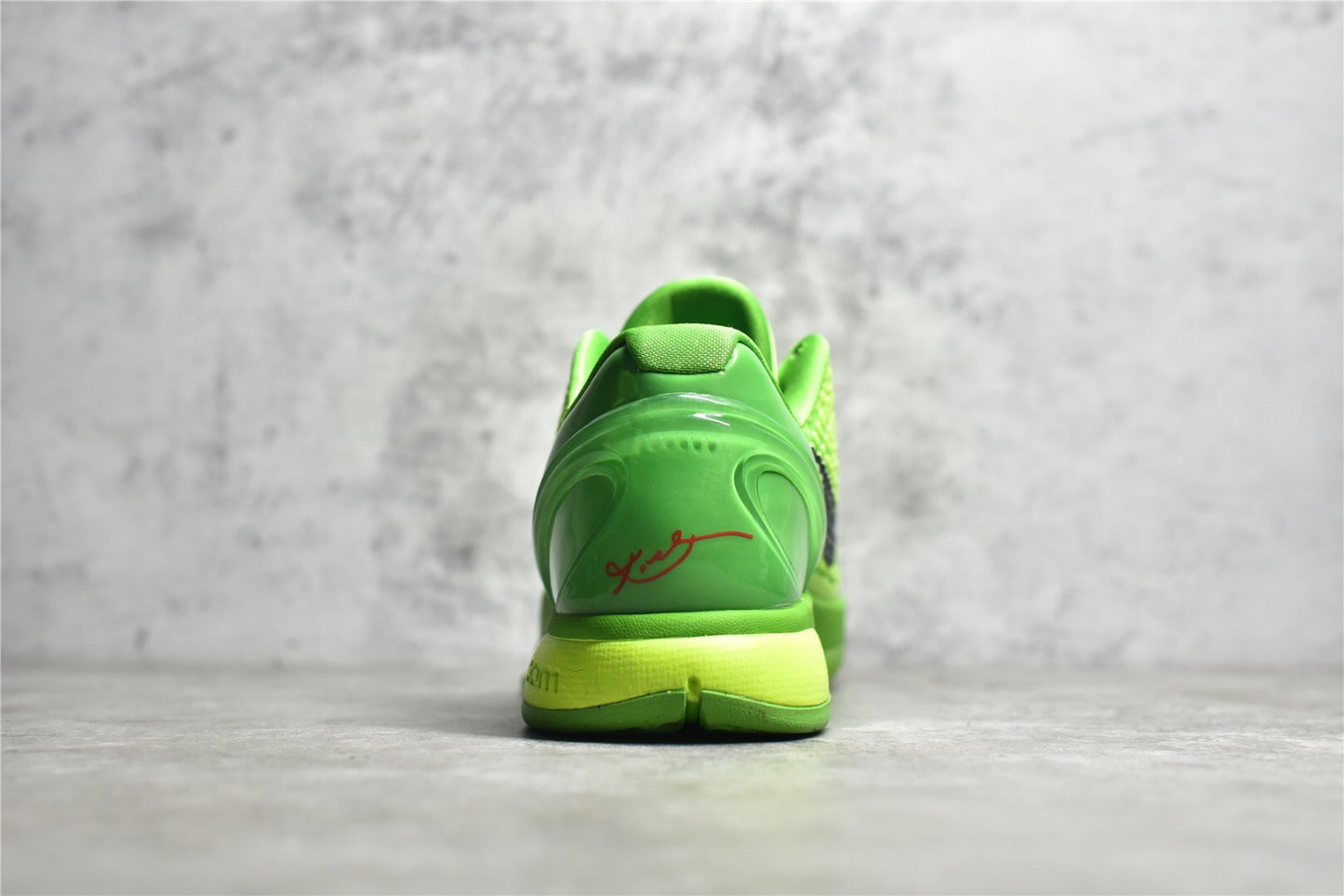 Kobe 6 Protro Grinch