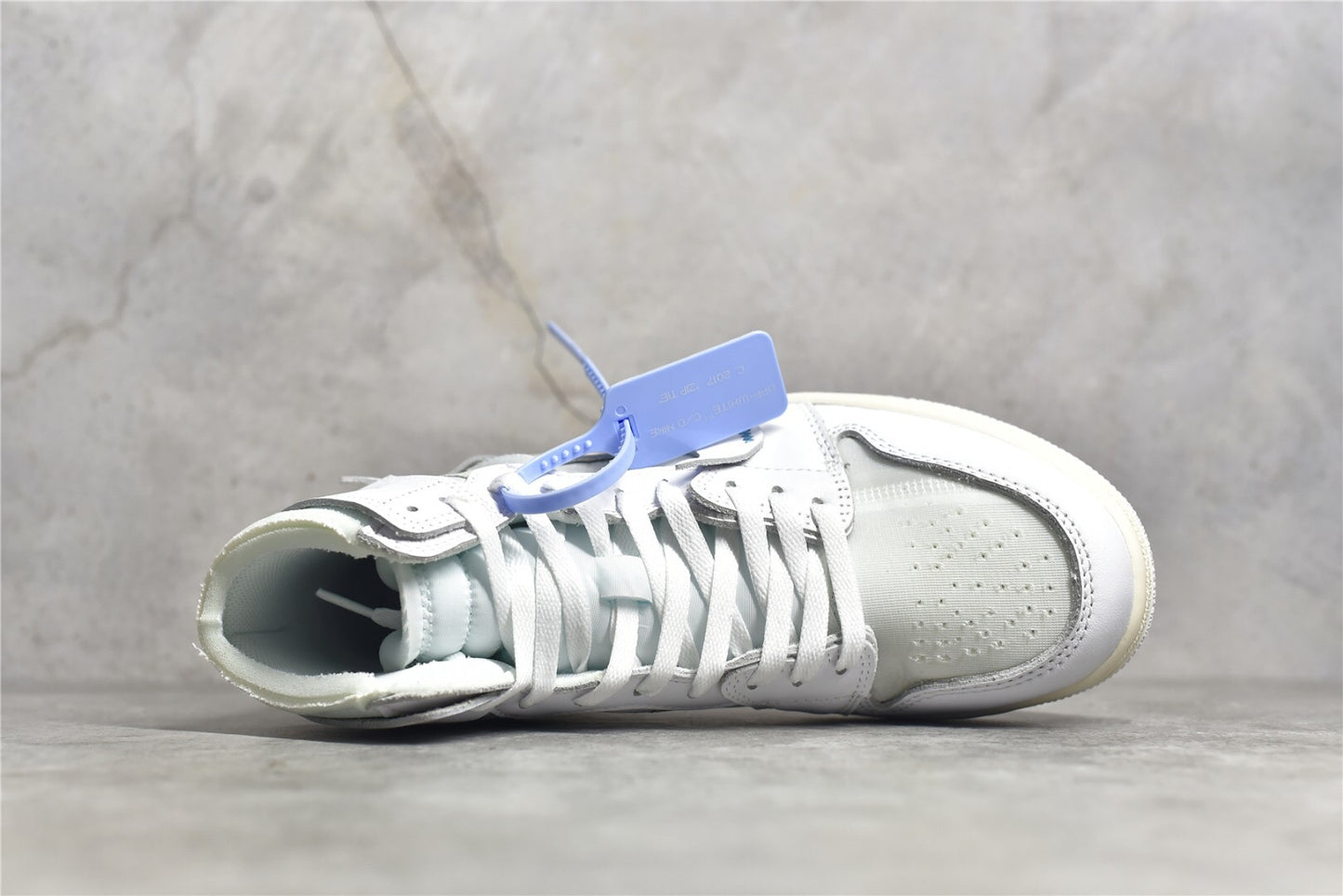 AJ 1 High Retro O-W Euro