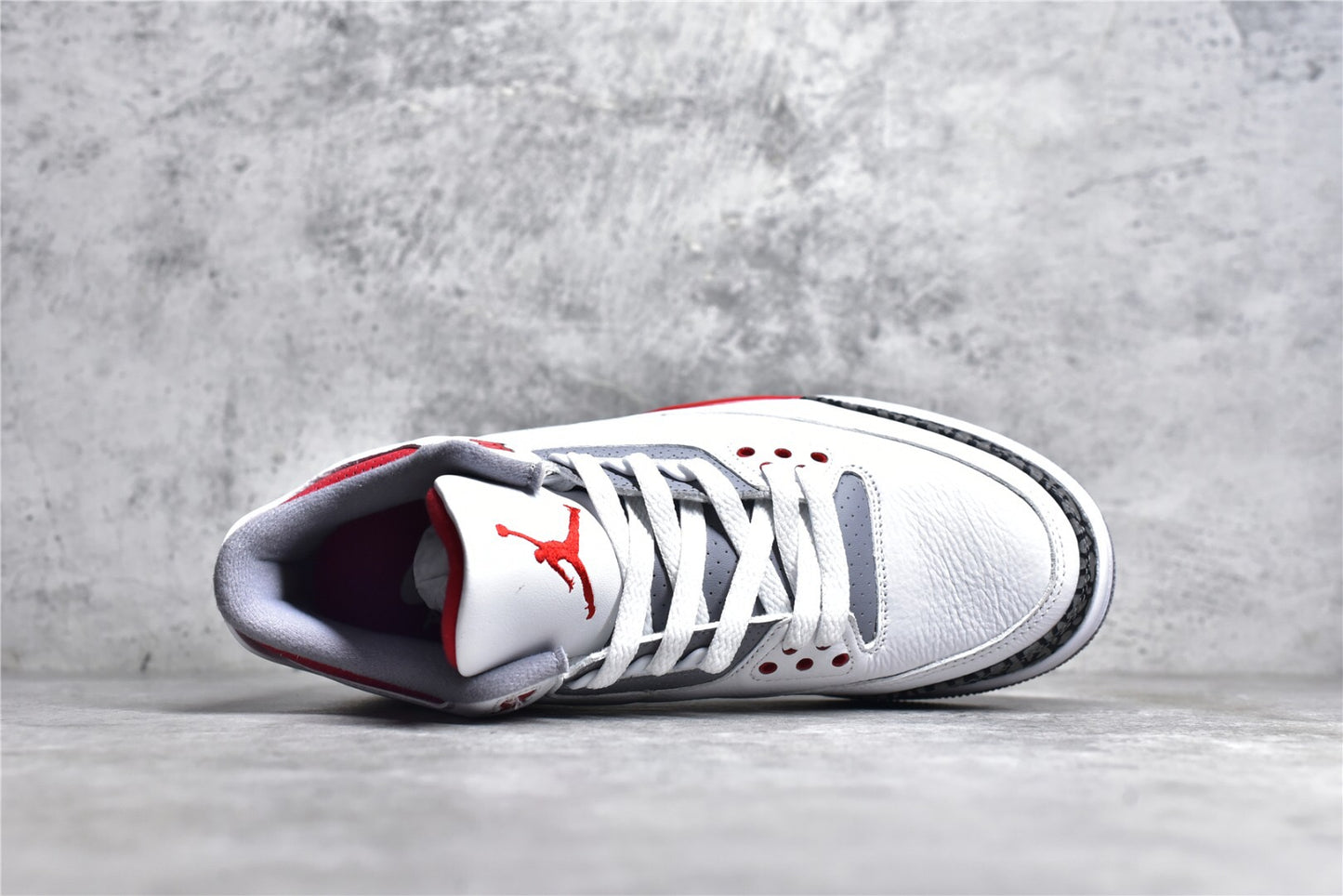 AJ 3 Retro Fire Red