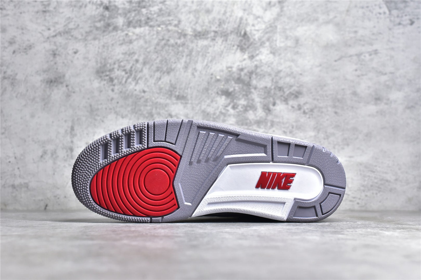 AJ 3 Retro Fire Red