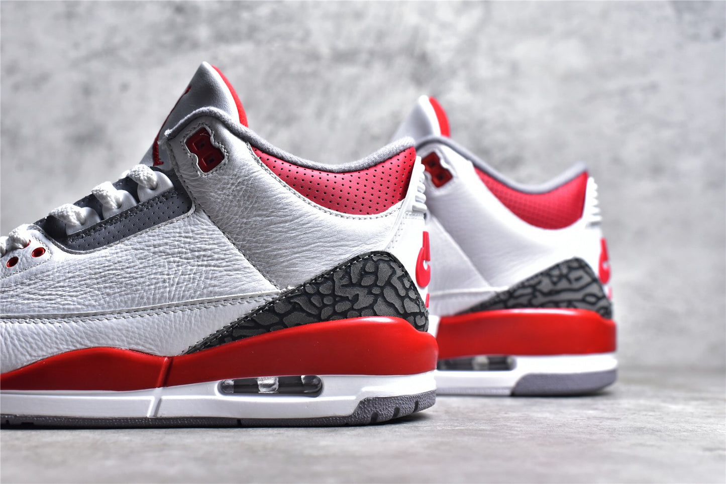 AJ 3 Retro Fire Red
