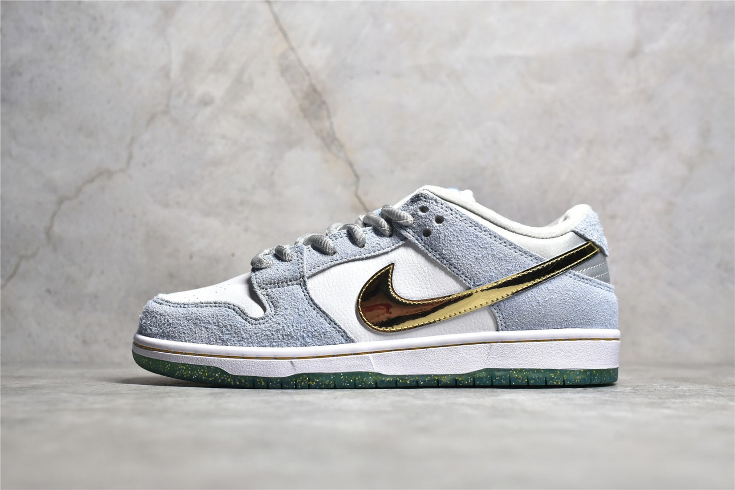 Dunk Low 'Sean Cliver '