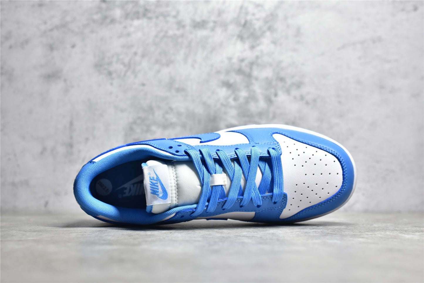 Dunk Low UNC