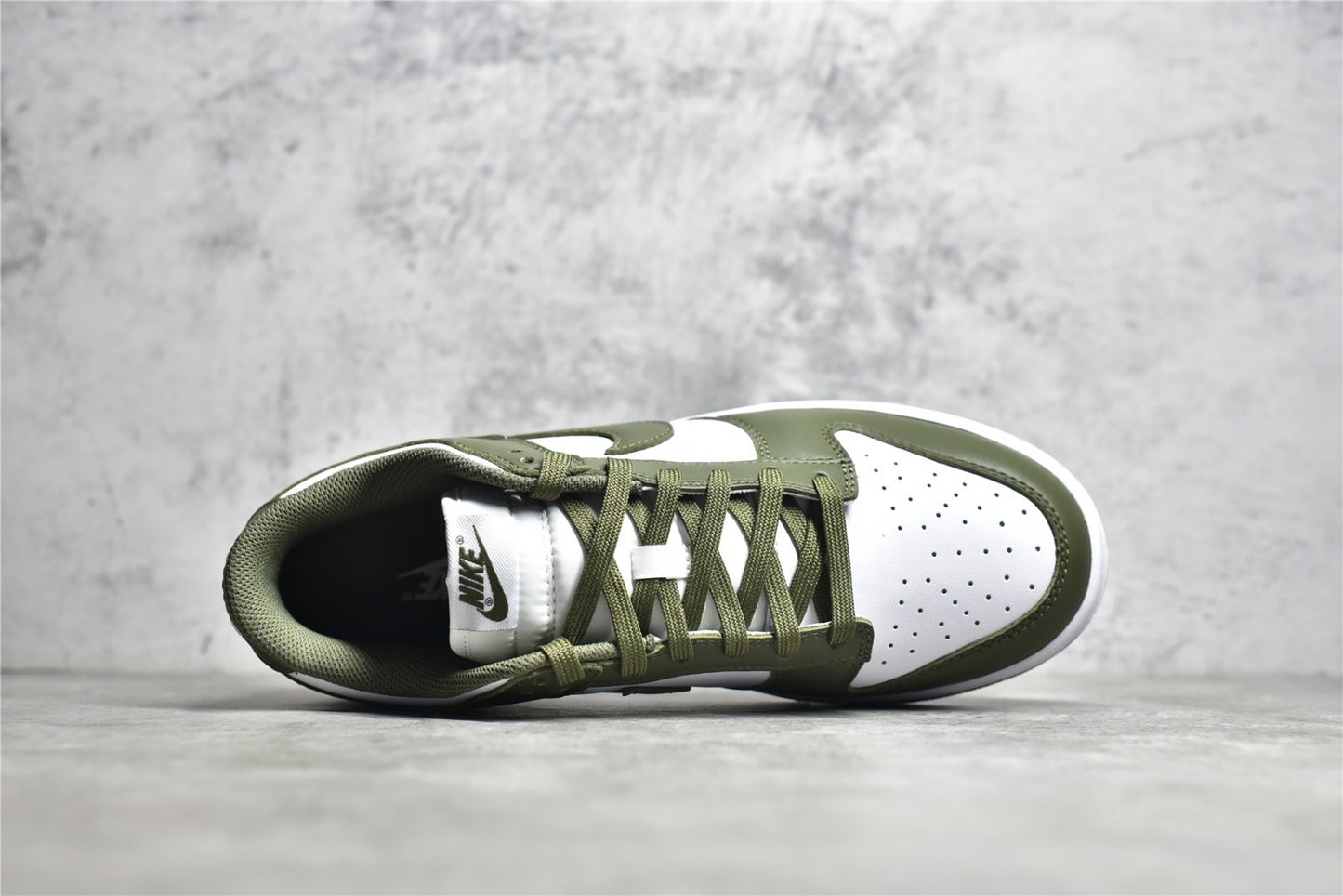 Dunk Low Medium Olive