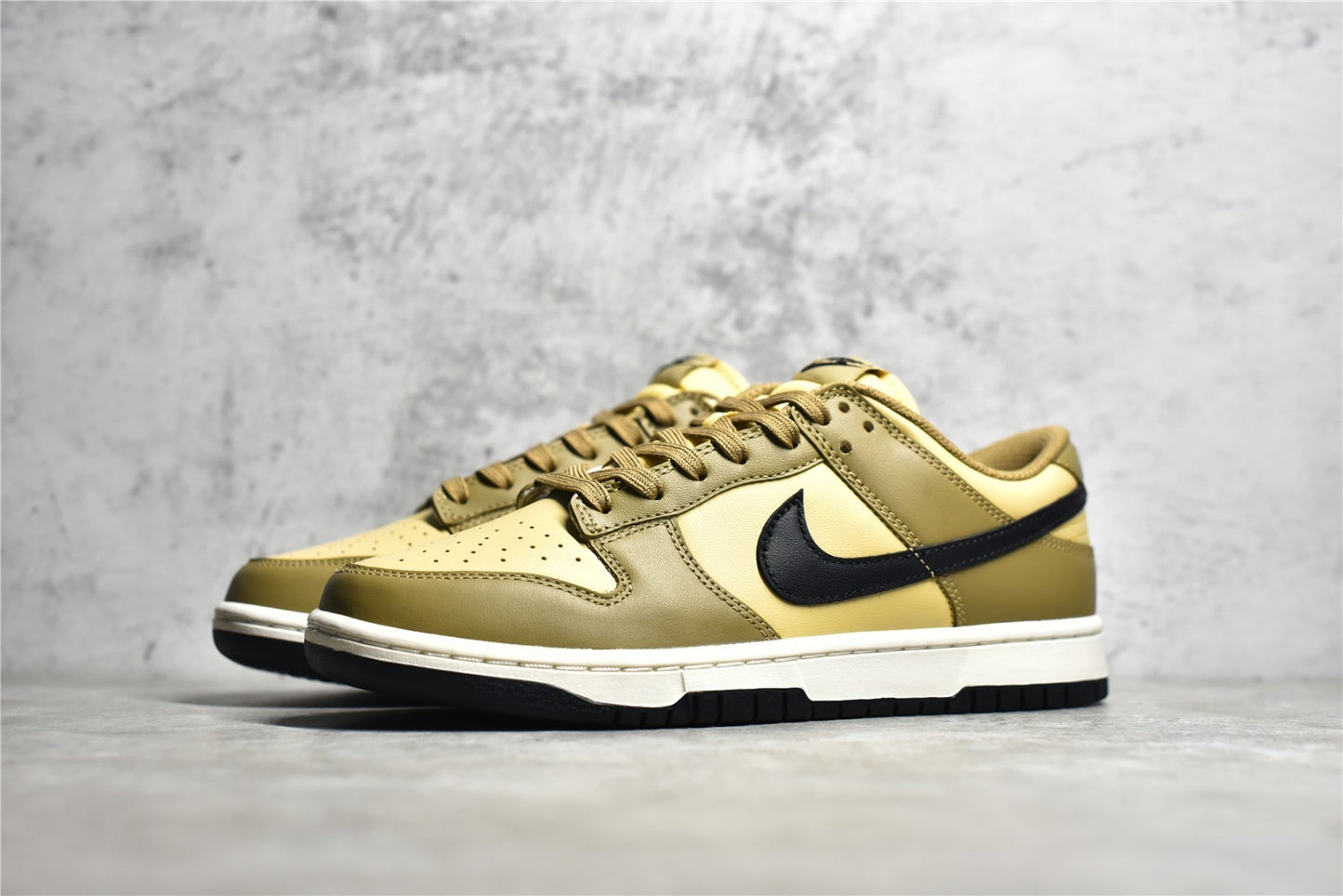 Dunk Low Dark Driftwood