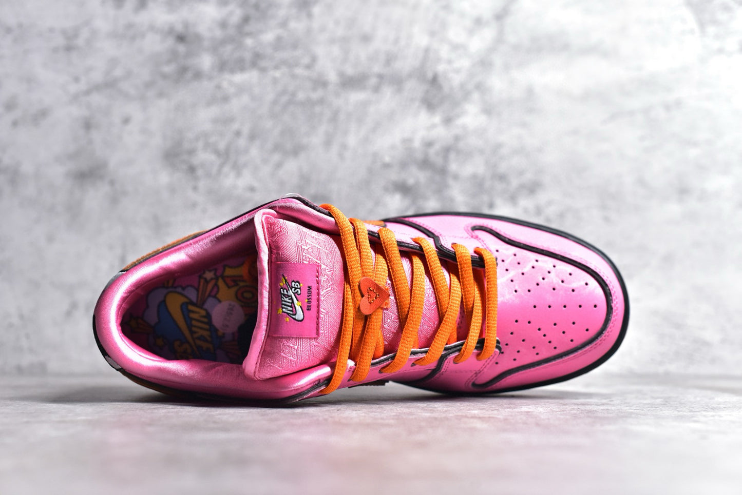 Dunk Low Powerpuff Girls pink